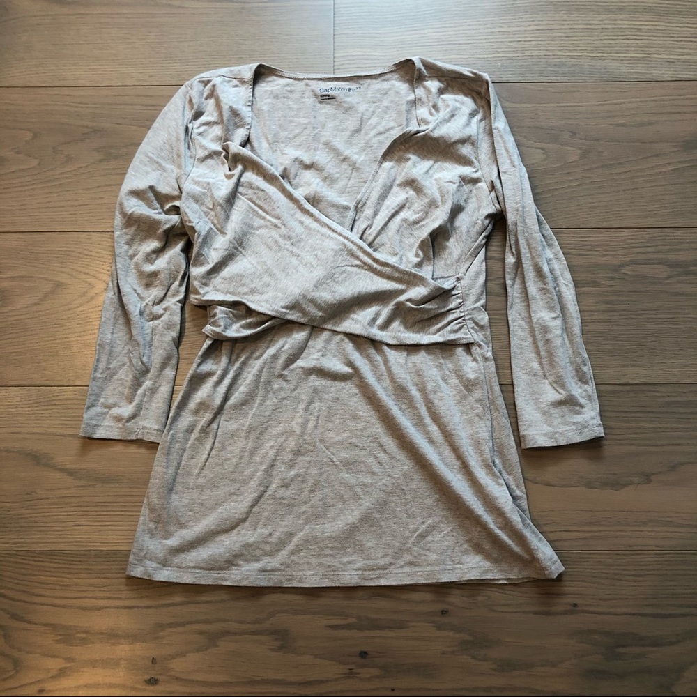 Gap Maternity/Nursing Top